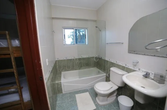 Hostel Long Beach Puerto Plata Room bathroom